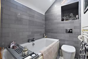 Photo 19- click for photo gallery